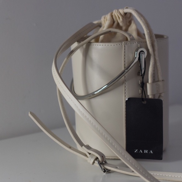 Zara Handbags - Zara Cream Crossbody Bucket Bag NWT